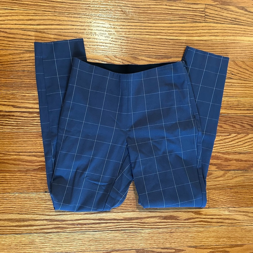 Grid Navy/White Pants.